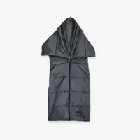 Soveposen holder dig varm, let og kompakt – en trofast ledsager til enhver tur.